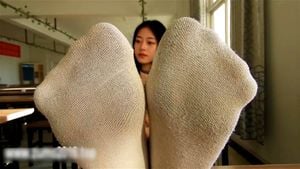 Asian feet thumbnail