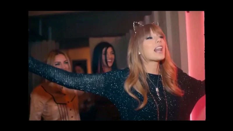 Taylor Swift - 22 PMV IEDIT sound