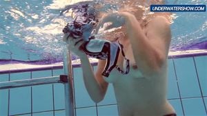 Watch from 0:01:05