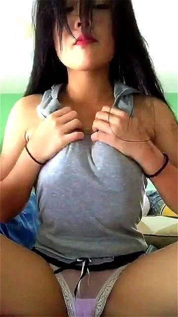tee, babe, small tits, amateur