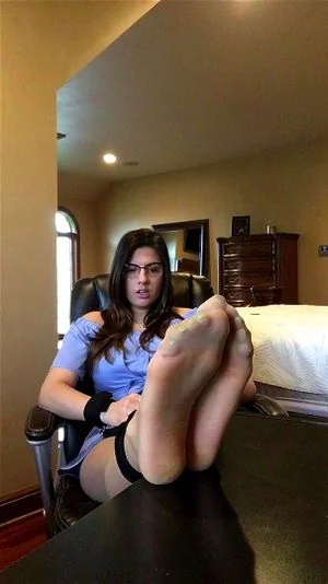 feet thumbnail