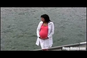 Pregnant & Vore 5 thumbnail