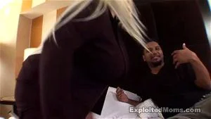 0:03:11から視聴