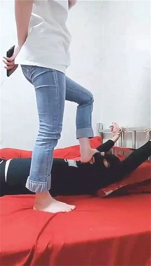Extreme thumbnail