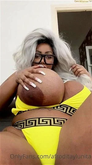 Hot Ebony Bimbo imej kecil