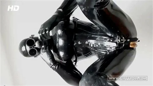 PervyDoll-Between the Legs of a Rubberwhore