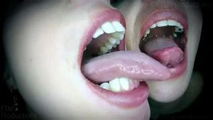 Mouth tongue thumbnail