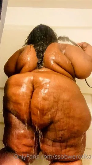 Ebony Fat Ssbbw - Watch Ebony Ssbbw shower - Ass, Bbw, Ebony Porn - SpankBang