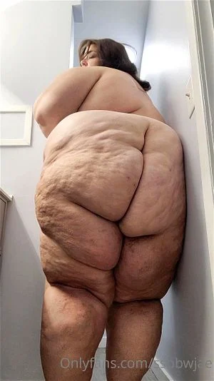 bbw thumbnail