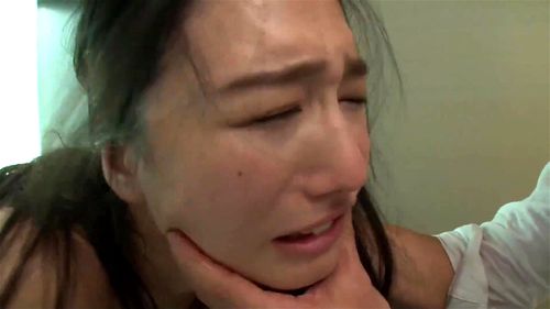 古川伊織の魅惑的な世界を体験しよう。この魅力的なパフォーマーが繰り広げる情熱的で親密なシーンをお楽しみください。彼女の才能とたまらない美しさがあなたを魅了します。高品質なアダルトコンテンツの愛好家には見逃せない一本です。 エロ動画 - SpankBang