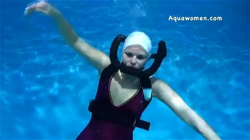 Double hose scuba babe Double hose scuba babe