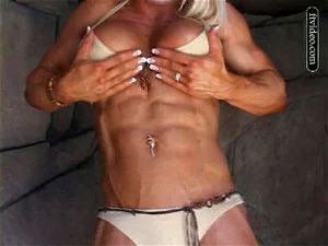 Muscular girls thumbnail