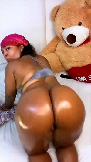 2 Minuteblacked Com - Watch Just a Black Girl Twerking and Squirting for 2 minutes - Ebony,  Twerk, Squirt Porn - SpankBang