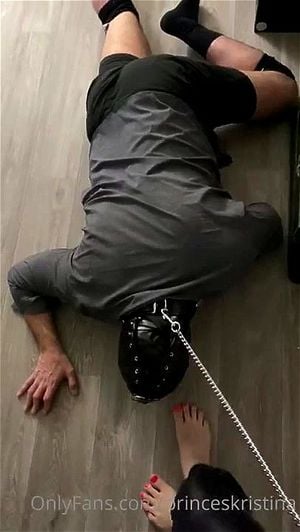 Guarda da 0:00:35
