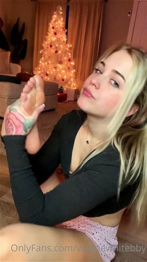 VALERIEWHITEBBY thumbnail