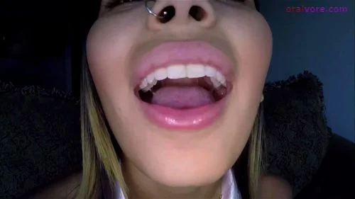 mouth kink