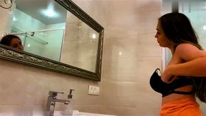 Watch from 0:01:23