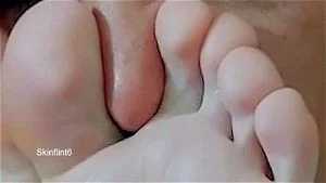 Foot look videos thumbnail