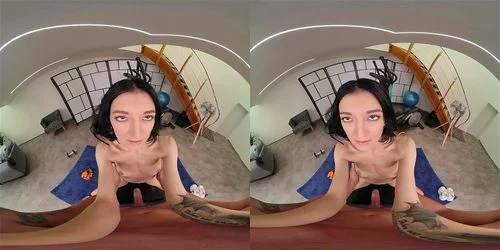 VR Dark Hair thumbnail