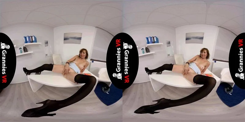 mom vr