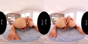Toy thumbnail