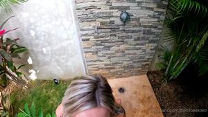 outdoor creampie thumbnail