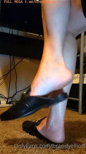 Feet thumbnail