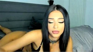 Beautiful cam girl gets off
