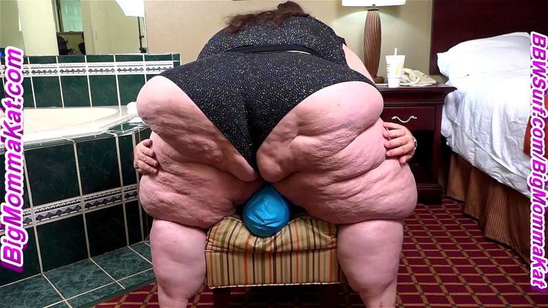 ssbbw throne