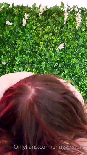 redhead thumbnail