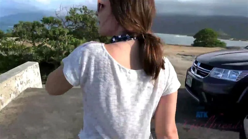 She squirts and you give her a creampie in Hawaii She squirts and you give her a creampie in Hawaii