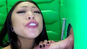 I want to suck and swallow thumbnail