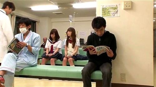 No pants hospital Porn - SpankBang