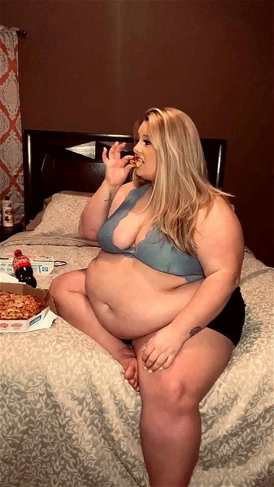 bbw stuffing first clip bbw stuffing first clip