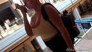 Candid BBW Tits thumbnail