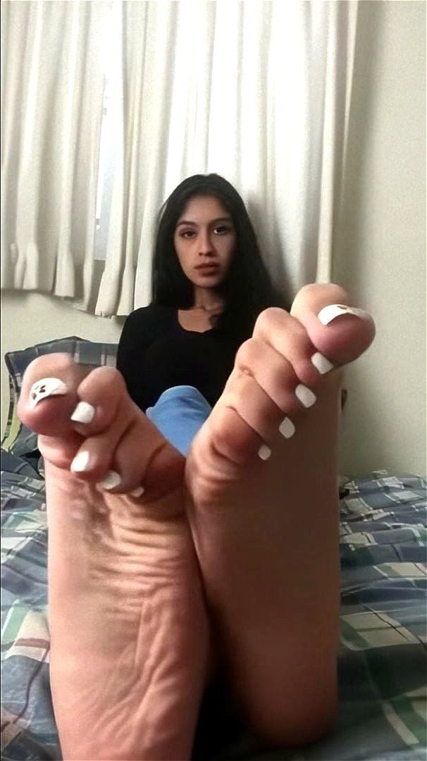 Long Toes 5