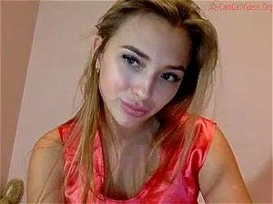 Beautyful webcam babe with perfect ass