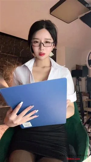 Watch from 0:05:05