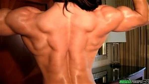 Muscle tits solo thumbnail