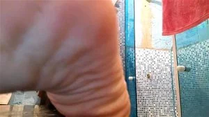 latina feet and soles and vore thumbnail