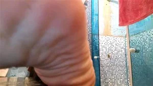 LATINAS SOLES thumbnail