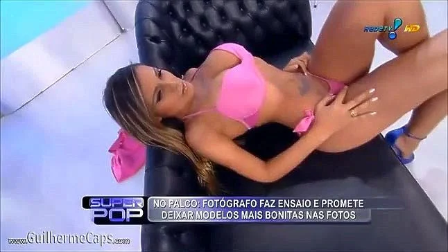 Andressa UrAch Andressa UrAch