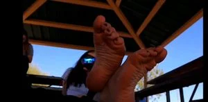 perfect feet thumbnail