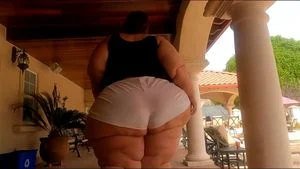 bb ssbbw thumbnail