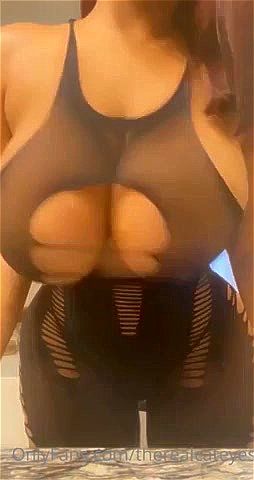 Cat eyes thumbnail