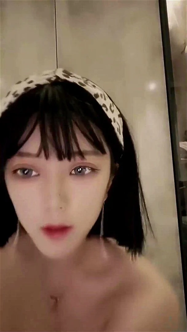 aq92点top 主播系列 房间号abby安娜 短发 国产 精品 美女 直播主
