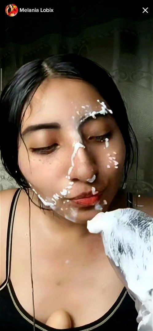 @melanialobix Colombian whore plays at receiving cum from her followers on TikTok