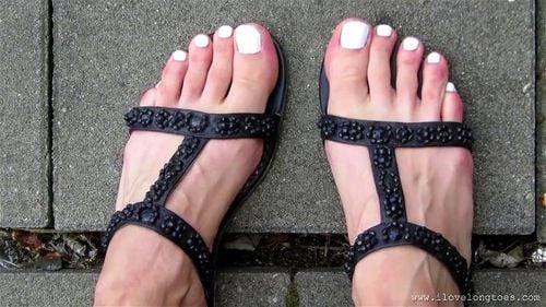 Beautiful feet thumbnail
