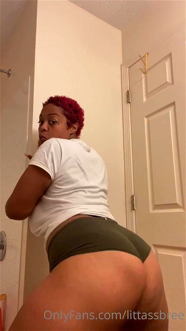 Nice ass twerking