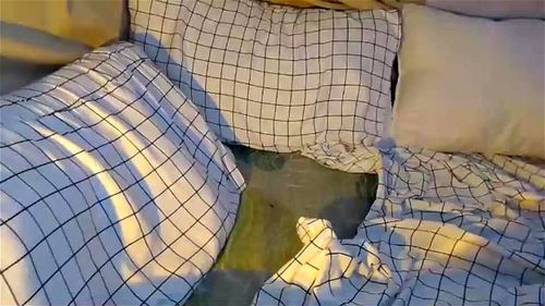 Fap porn video – caught my 21 year old stepsis watching porn